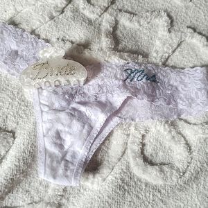Set Bride Hairclip & Hanky Panky Mrs. Thong